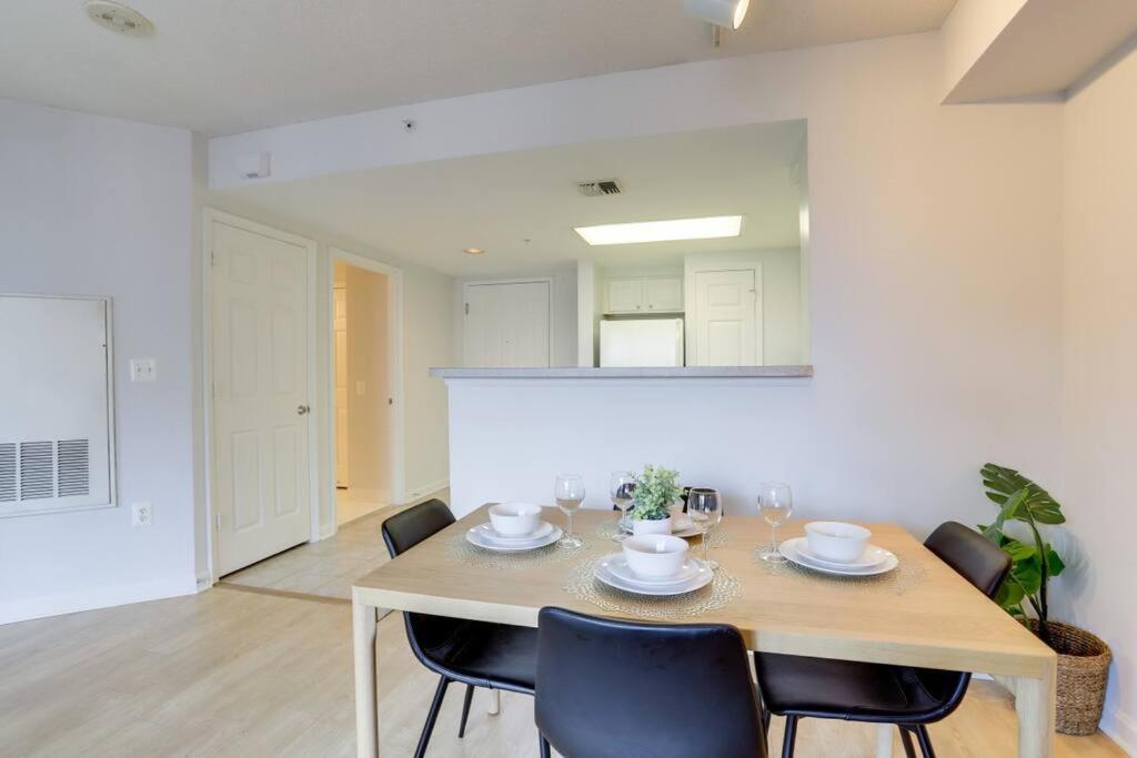 Fantastic 1 Bedroom Condo At Ballston With Gym Арлингтон Экстерьер фото