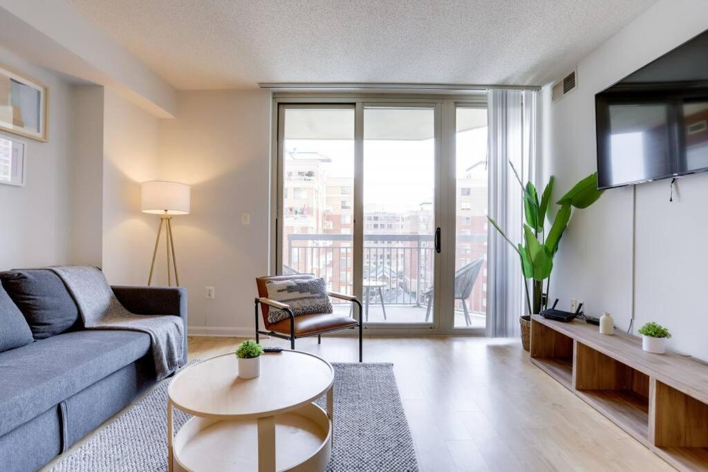Fantastic 1 Bedroom Condo At Ballston With Gym Арлингтон Экстерьер фото