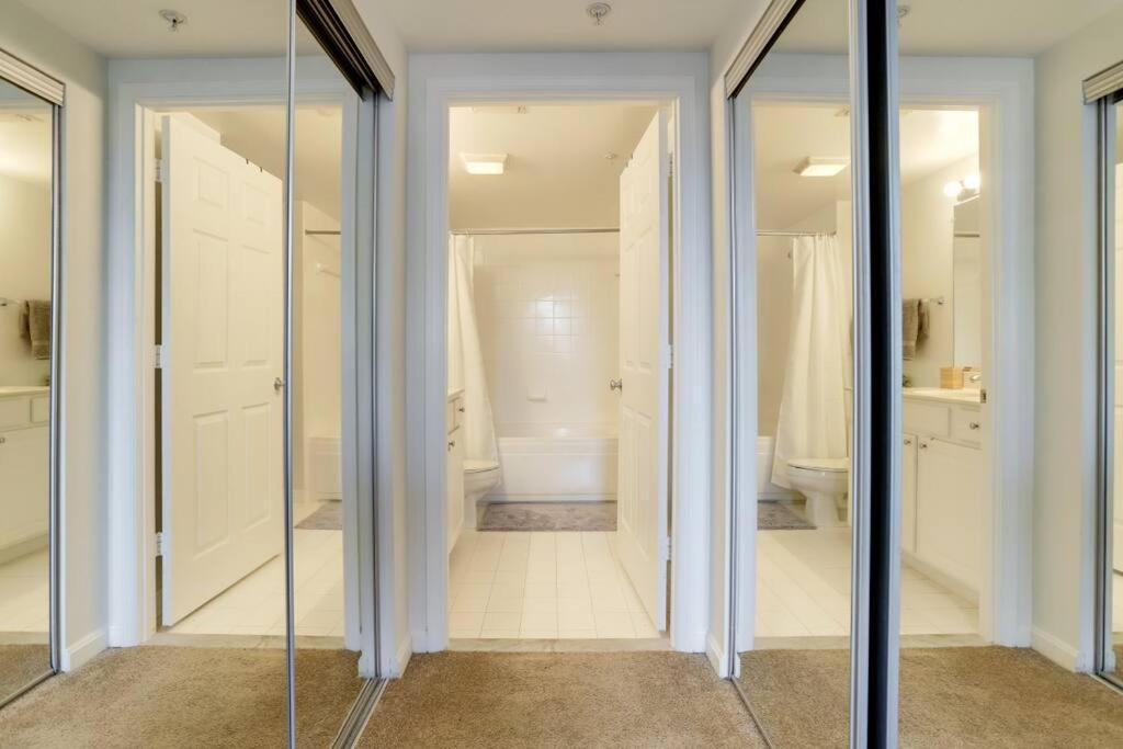 Fantastic 1 Bedroom Condo At Ballston With Gym Арлингтон Экстерьер фото